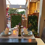 Caravel Hotel Apartments