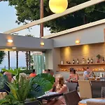 Caravel Hotel Apartments